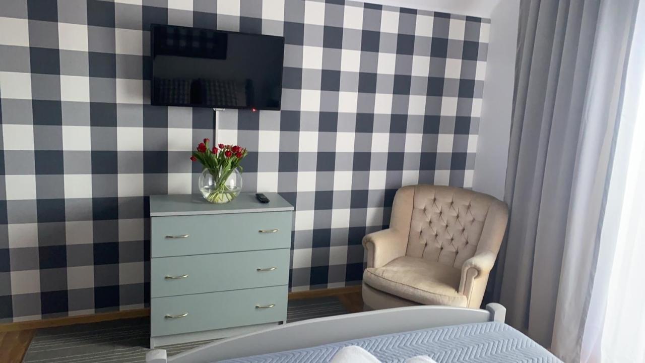 Gosciniec Pod Lipa Apartamento Mikołajki Exterior foto