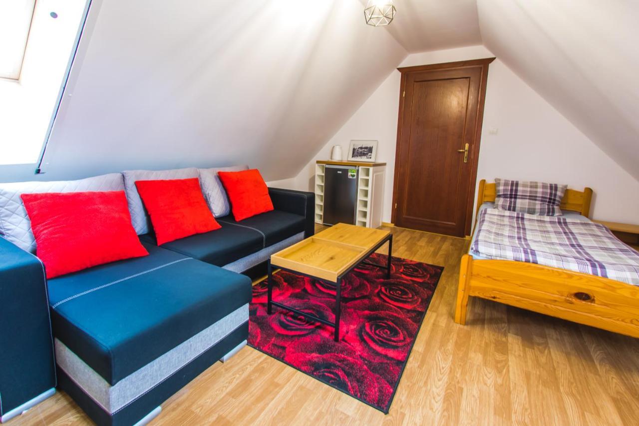Gosciniec Pod Lipa Apartamento Mikołajki Exterior foto